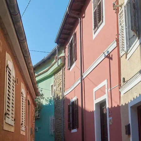 Appartement La Figarola - Traditional Townhouse