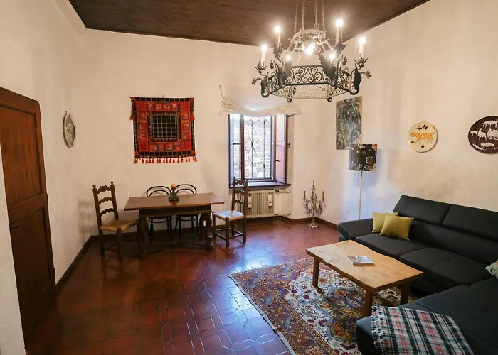 La Figarola - Traditional Townhouse דירה *
