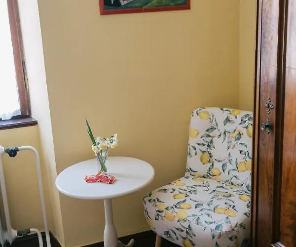 La Figarola - Traditional Townhouse